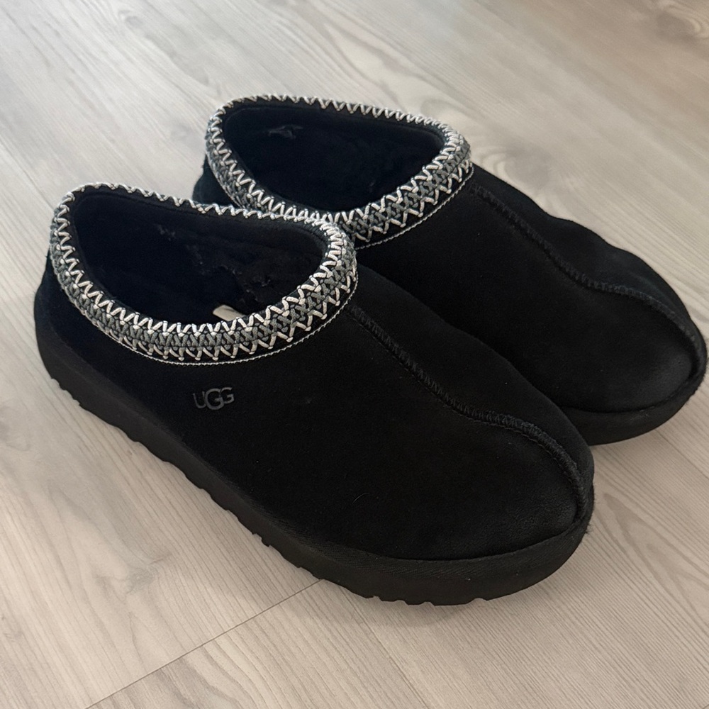 UGG Black Slippers with Woven Trim, Size 8